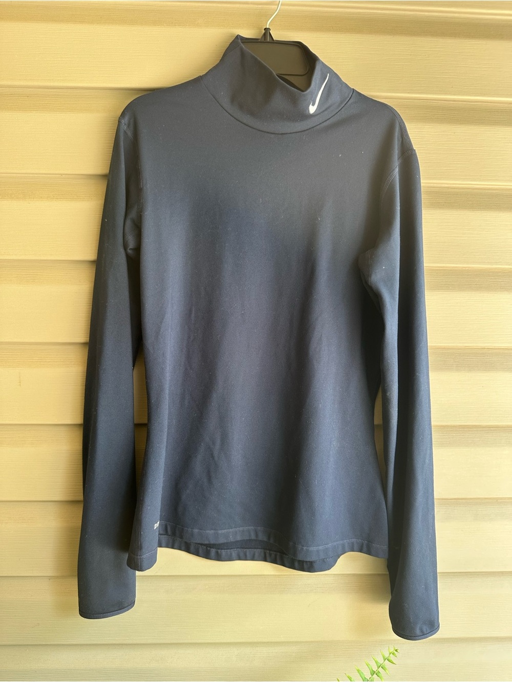Nike Men's Navy Blue Turtleneck Long-Sleeve Top Dri-fit Size Medium (2*2)